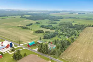 N8938 Wolf River Dr, Algoma, WI 54201 - Photo 32