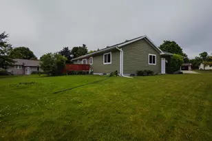 1054 Sycamore Tree Dr, Fond du Lac, WI 54935 - Photo 28
