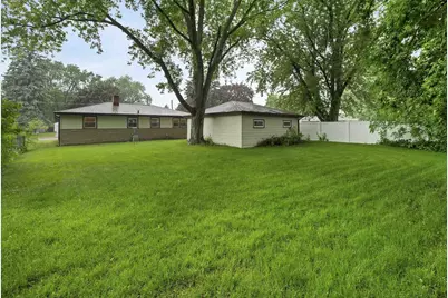 962 Coppens Road, Green Bay, WI 54303 - Photo 4