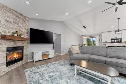 5865 Clover Valley Drive, New Franken, WI 54229 - Photo 8