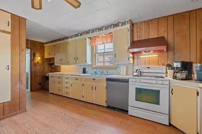 27 9th Street, Clintonville, WI 54929 - Photo 14