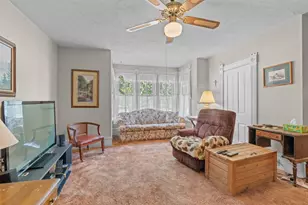27 9th St, Clintonville, WI 54929 - Photo 8