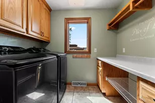 421 Woodrow Ct, Denmark, WI 54208 - Photo 32