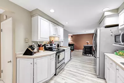 1529 Clark Street, Algoma, WI 54201 - Photo 4
