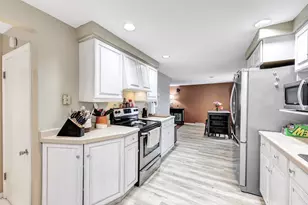 1529 Clark St, Algoma, WI 54201 - Photo 4