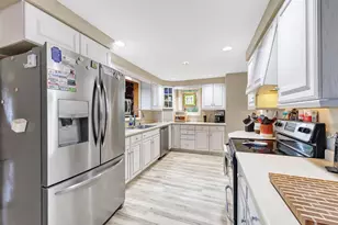 1529 Clark St, Algoma, WI 54201 - Photo 12