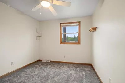3634 Glenbrooke Lane, Green Bay, WI 54301 - Photo 24