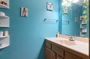 3634 Glenbrooke Ln, Green Bay, WI 54301 - Photo 12