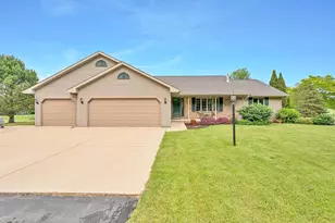 3605 Solitude Rd, De Pere, WI 54115 - Photo 58