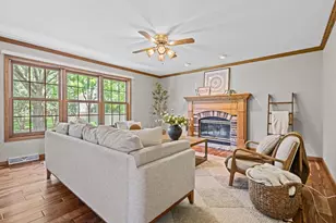 1012 Pendleton Rd, Neenah, WI 54956 - Photo 8