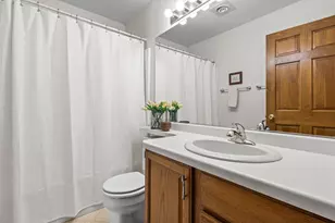 1012 Pendleton Rd, Neenah, WI 54956 - Photo 32