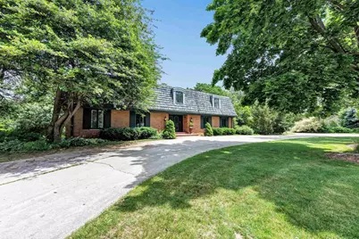 675 Sunset Circle, Green Bay, WI 54301 - Photo 4