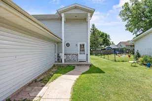 1633 W Weiland Ln, Appleton, WI 54914 - Photo 20