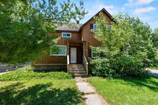 1427 W College Ave, Appleton, WI 54914 - Photo 2