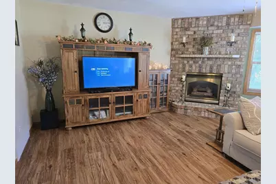 1430 Silverwood Lane, Neenah, WI 54956 - Photo 6
