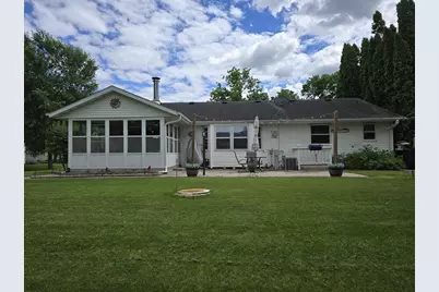 1430 Silverwood Lane, Neenah, WI 54956 - Photo 32