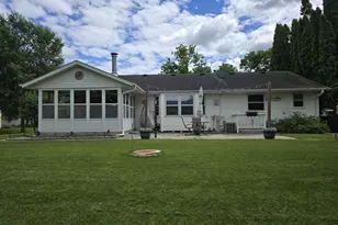 1430 Silverwood Ln, Neenah, WI 54956 - Photo 32