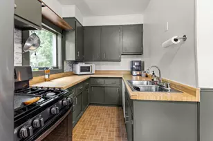 1223 Grove St, Oshkosh, WI 54901 - Photo 4