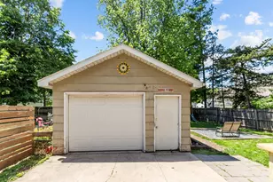 1223 Grove St, Oshkosh, WI 54901 - Photo 30