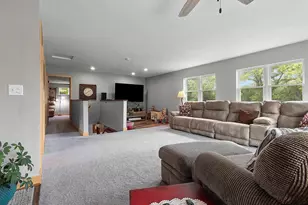 653 N Main St, Oconto Falls, WI 54154 - Photo 40