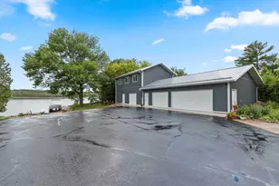 653 N Main St, Oconto Falls, WI 54154 - Photo 4