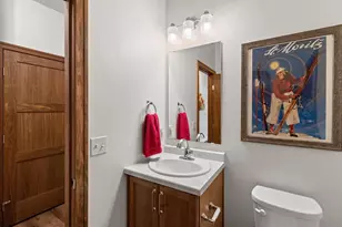 606 W 3rd St, Shawano, WI 54166 - Photo 36