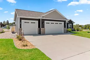 606 W 3rd St, Shawano, WI 54166 - Photo 46