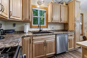 1418 Kloppman St, Crivitz, WI 54114 - Photo 10
