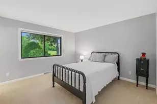 892 Bishop Ct, Fond du Lac, WI 54935 - Photo 12