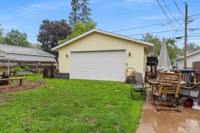 936 S Sawyer Street, Shawano, WI 54166 - Photo 2
