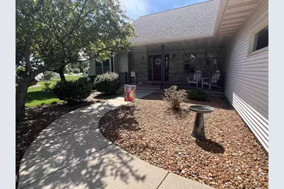 1102 Carriage Circle, Fond du Lac, WI 54935 - Photo 2