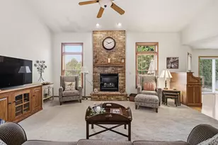 1102 Carriage Cir, Fond du Lac, WI 54935 - Photo 2