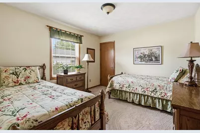 1102 Carriage Circle, Fond du Lac, WI 54935 - Photo 14