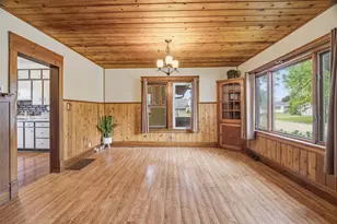 662 W Winneconne Ave, Neenah, WI 54956 - Photo 22