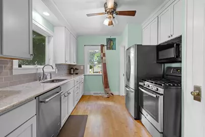 135 W 23rd Avenue, Oshkosh, WI 54902 - Photo 14