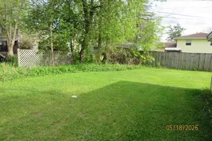312 W 3rd St, Shawano, WI 54166 - Photo 8