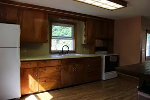 212 Highview Ave, Shawano, WI 54166 - Photo 2