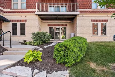 118 S Washington Street #114B, Green Bay, WI 54301 - Photo 2