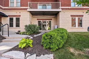 118 S Washington Street, Green Bay, WI 54301 - Photo 2