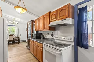 1602 Thornton Dr, Oshkosh, WI 54904 - Photo 6