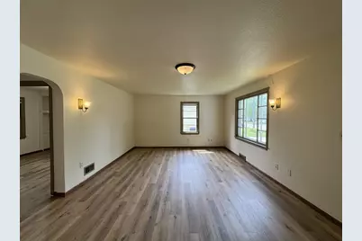 720 E Fulton Street, Waupaca, WI 54981 - Photo 4
