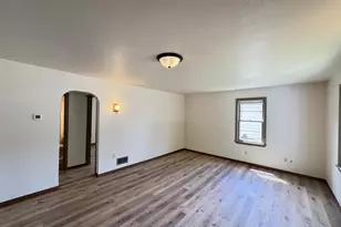 720 E Fulton St, Waupaca, WI 54981 - Photo 6