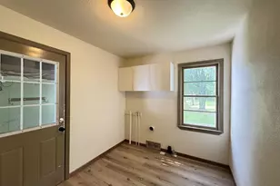 720 E Fulton St, Waupaca, WI 54981 - Photo 10
