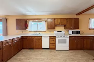 N8183 Lakeshore Dr, Fond du Lac, WI 54937 - Photo 20