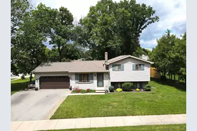 701 Woodland Drive, Kaukauna, WI 54130 - Photo 2