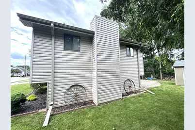 701 Woodland Drive, Kaukauna, WI 54130 - Photo 38
