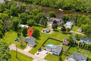 705 Riverview Dr, Fremont, WI 54940 - Photo 4