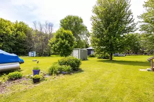 705 Riverview Dr, Fremont, WI 54940 - Photo 34