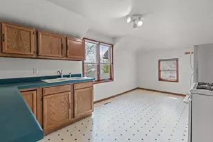 28 E 11th St, Fond du Lac, WI 54935 - Photo 18