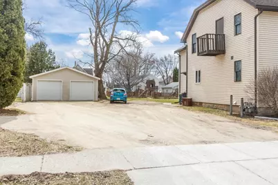 28 E 11th Street, Fond du Lac, WI 54935 - Photo 48